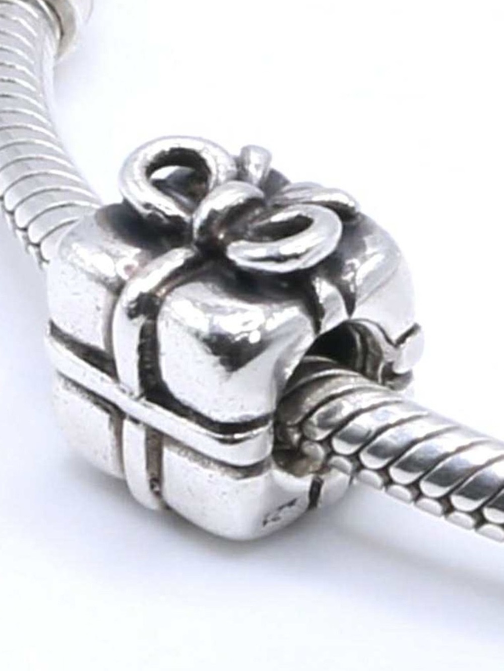 Pandora 925 Sterling Silver Retired Gift Present Charm